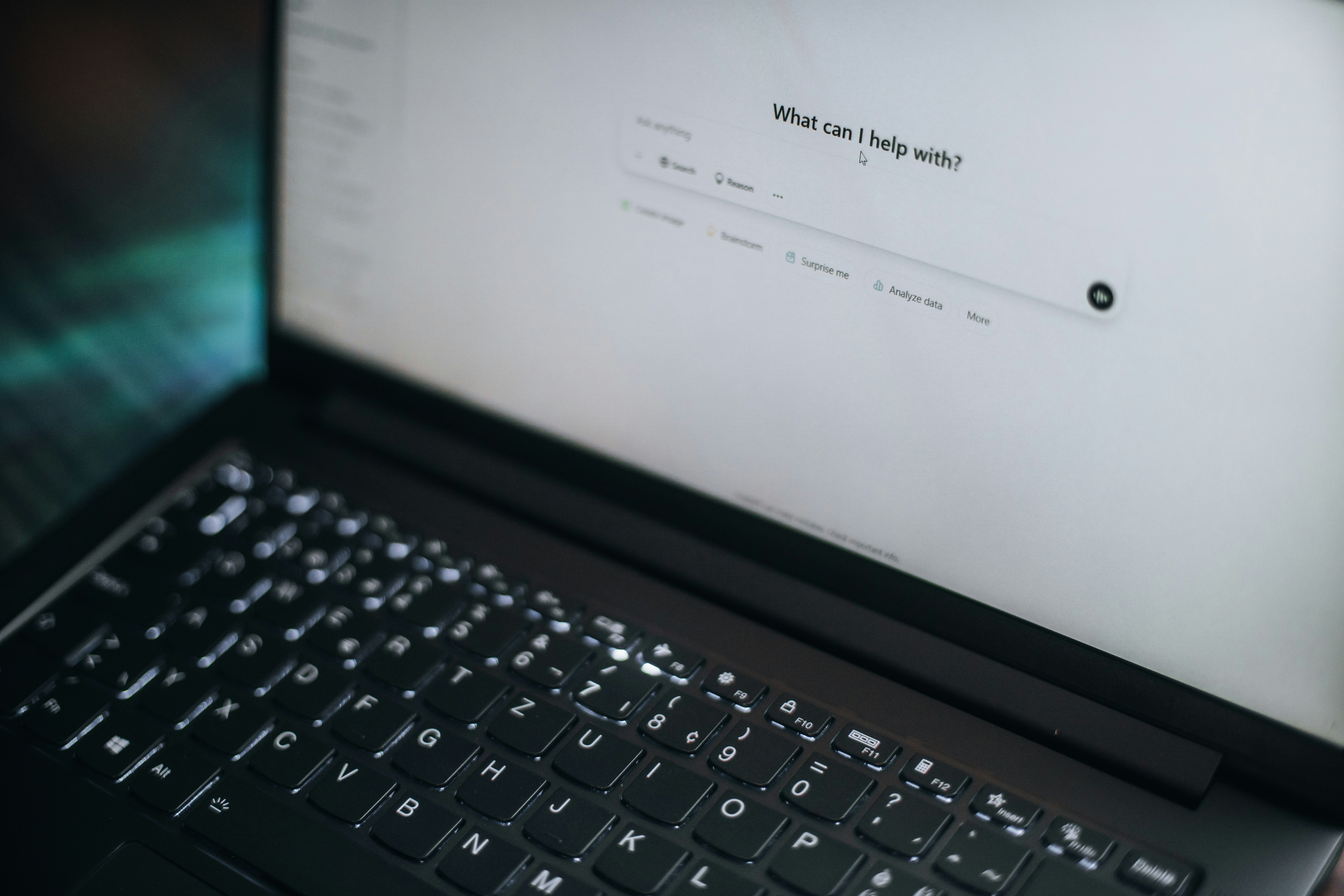 Beyond Traditional SEO: Optimizing Your Website for the Age of AI and LLMs